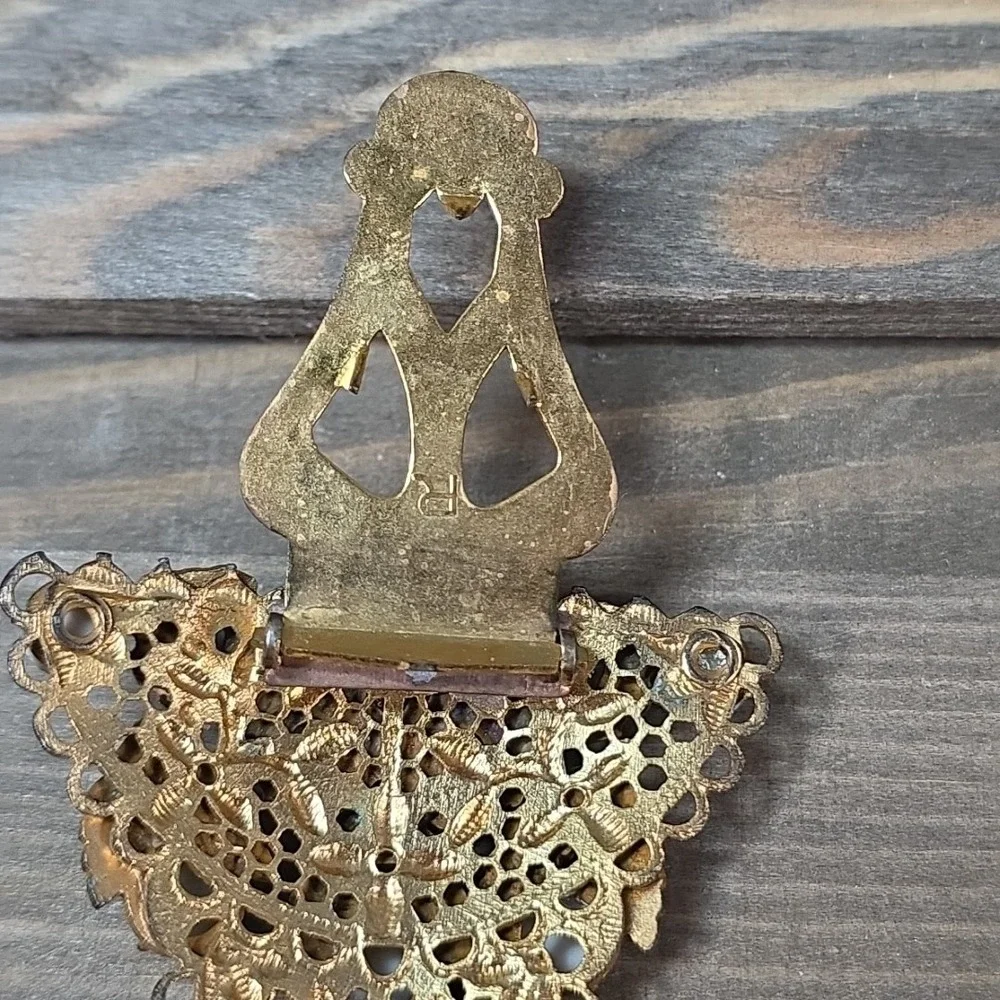 Vintage Gold Tone And Turquoise‎ Shaw Clip Scarf Broach